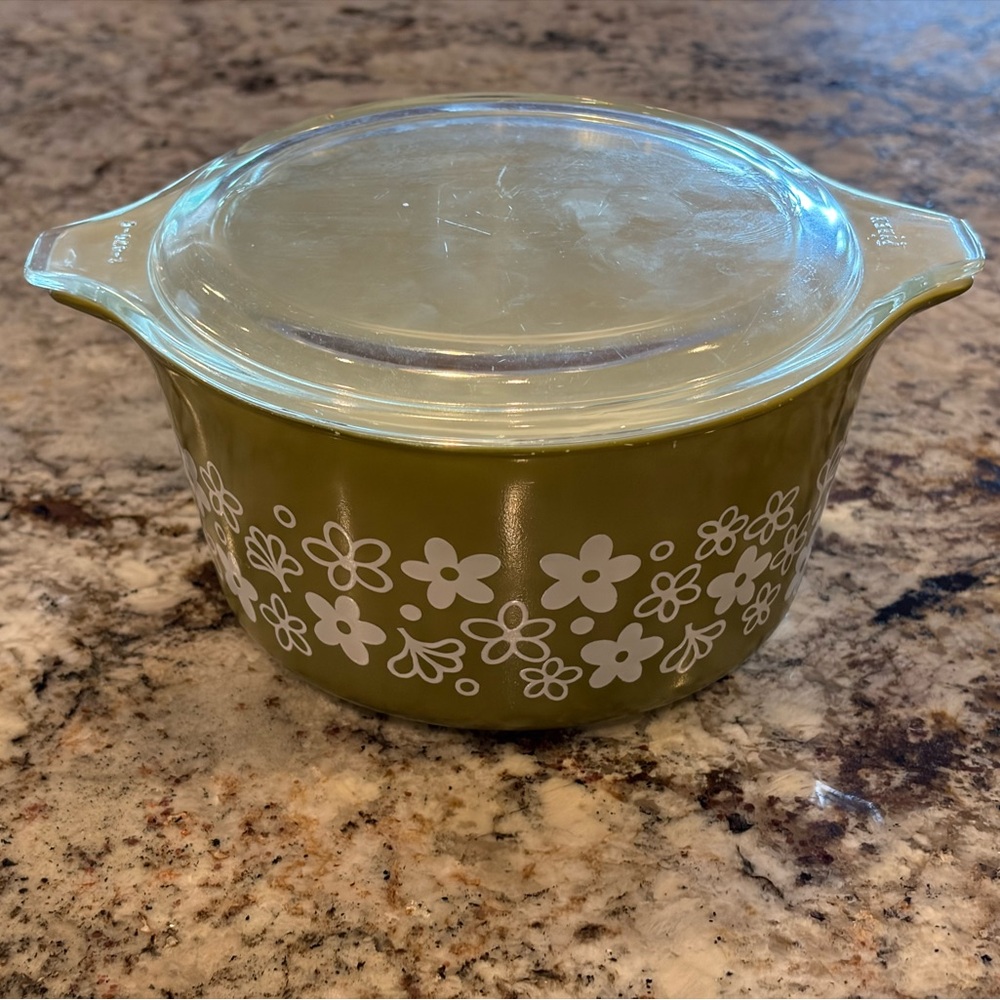 Pyrex Spring Blossom Crazy Daisy Casserole